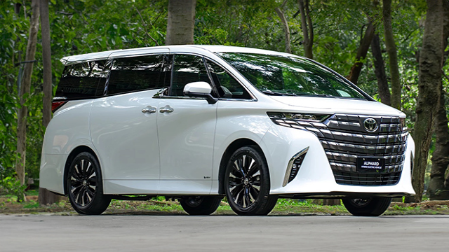 Kemewahan MPV Premium: Eksplorasi Lengkap Toyota Alphard